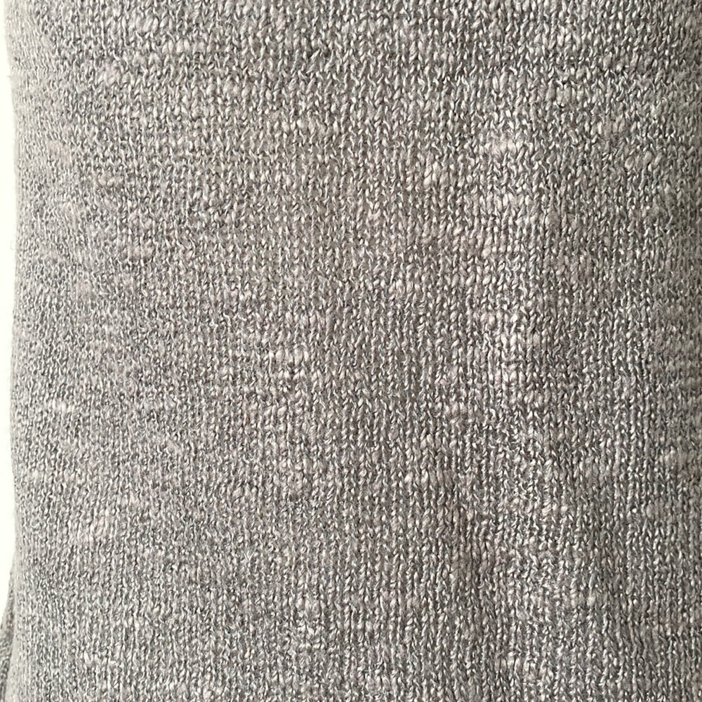 Banana Republic Factory Sleeveless Cowl Neckline Light Sweater - Picture 6 of 7